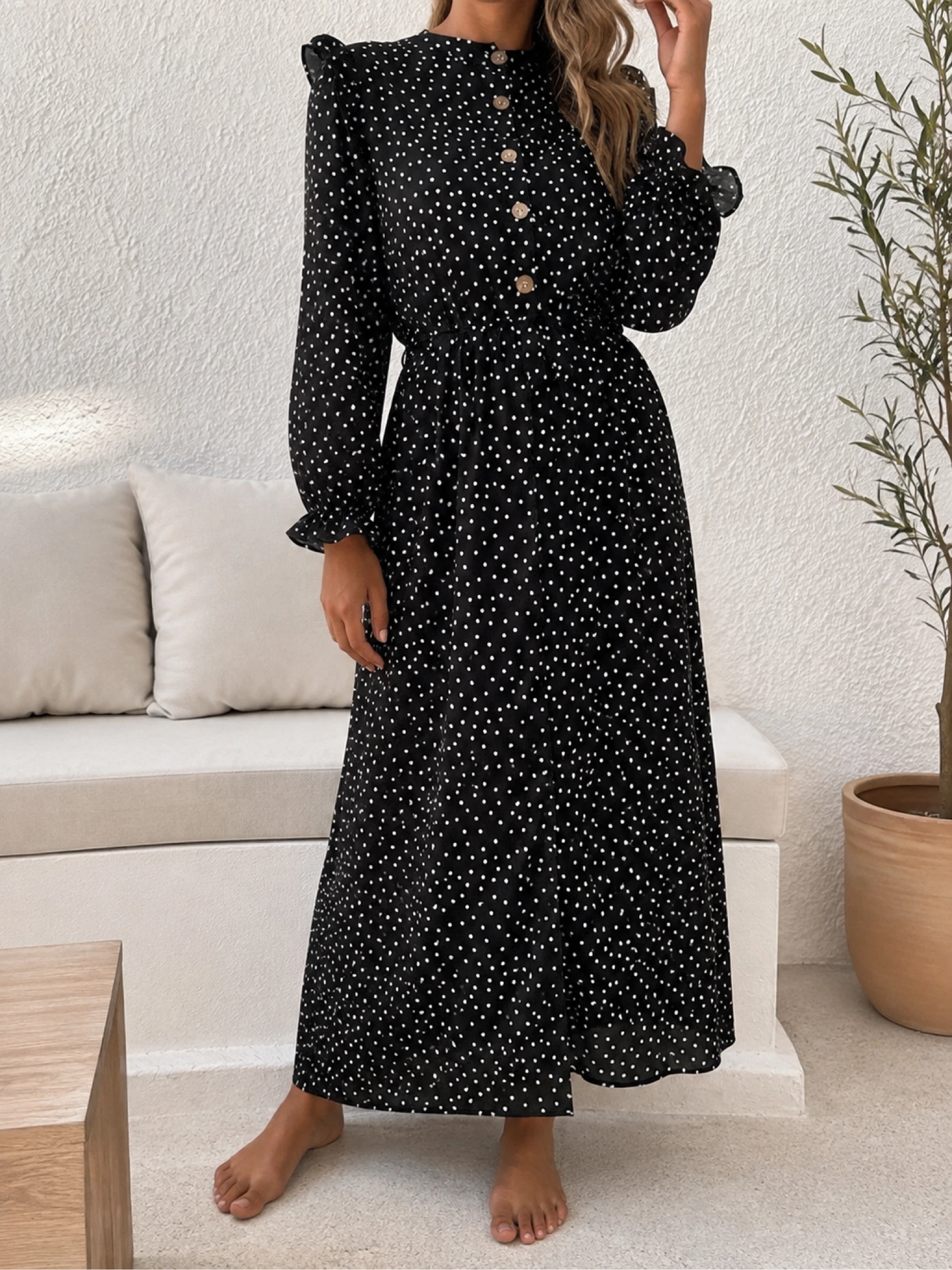Robe longue à pois noire et blanche XL – Portée une fois